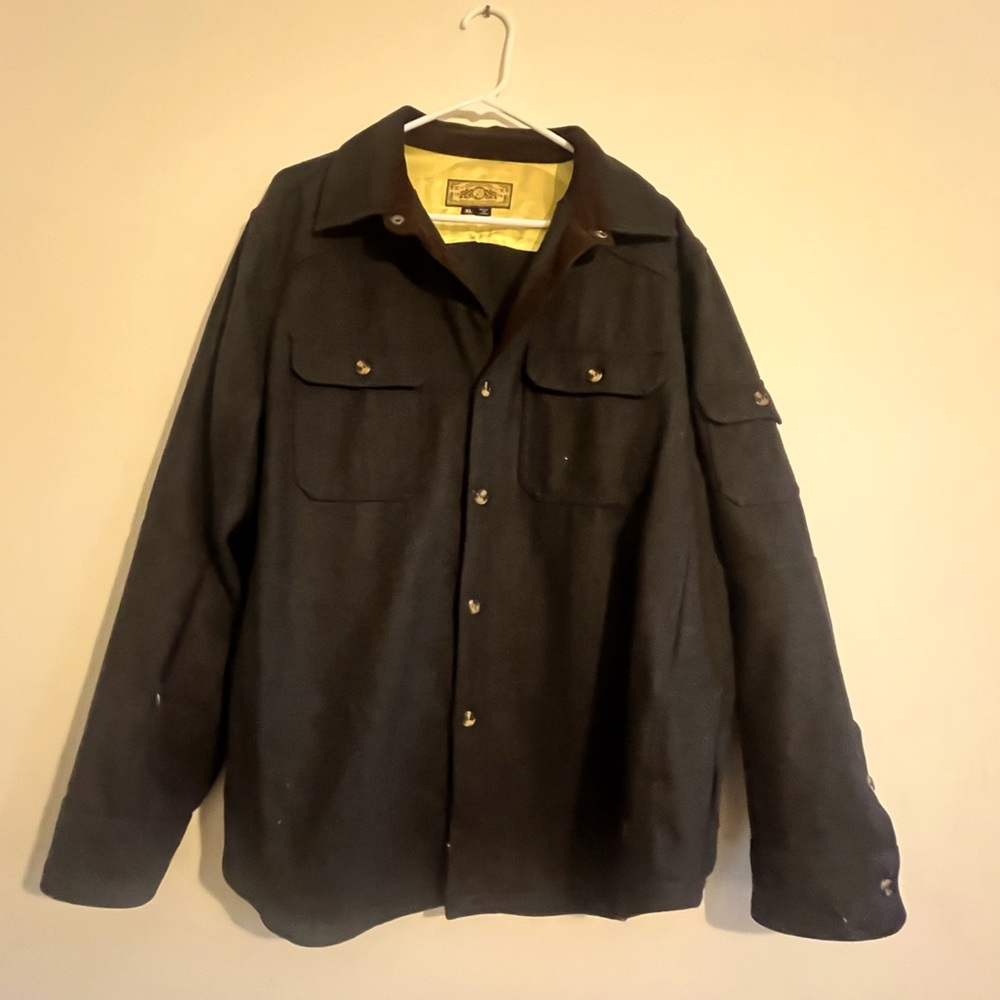 Men’s wool blend button down XL